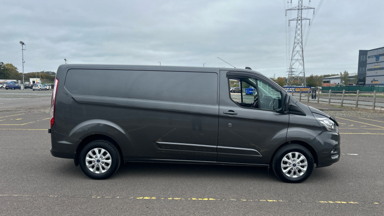 Ford Transit Custom 320 L2 Diesel Fwd 2.0 EcoBlue 130ps Low Roof Limited Van
